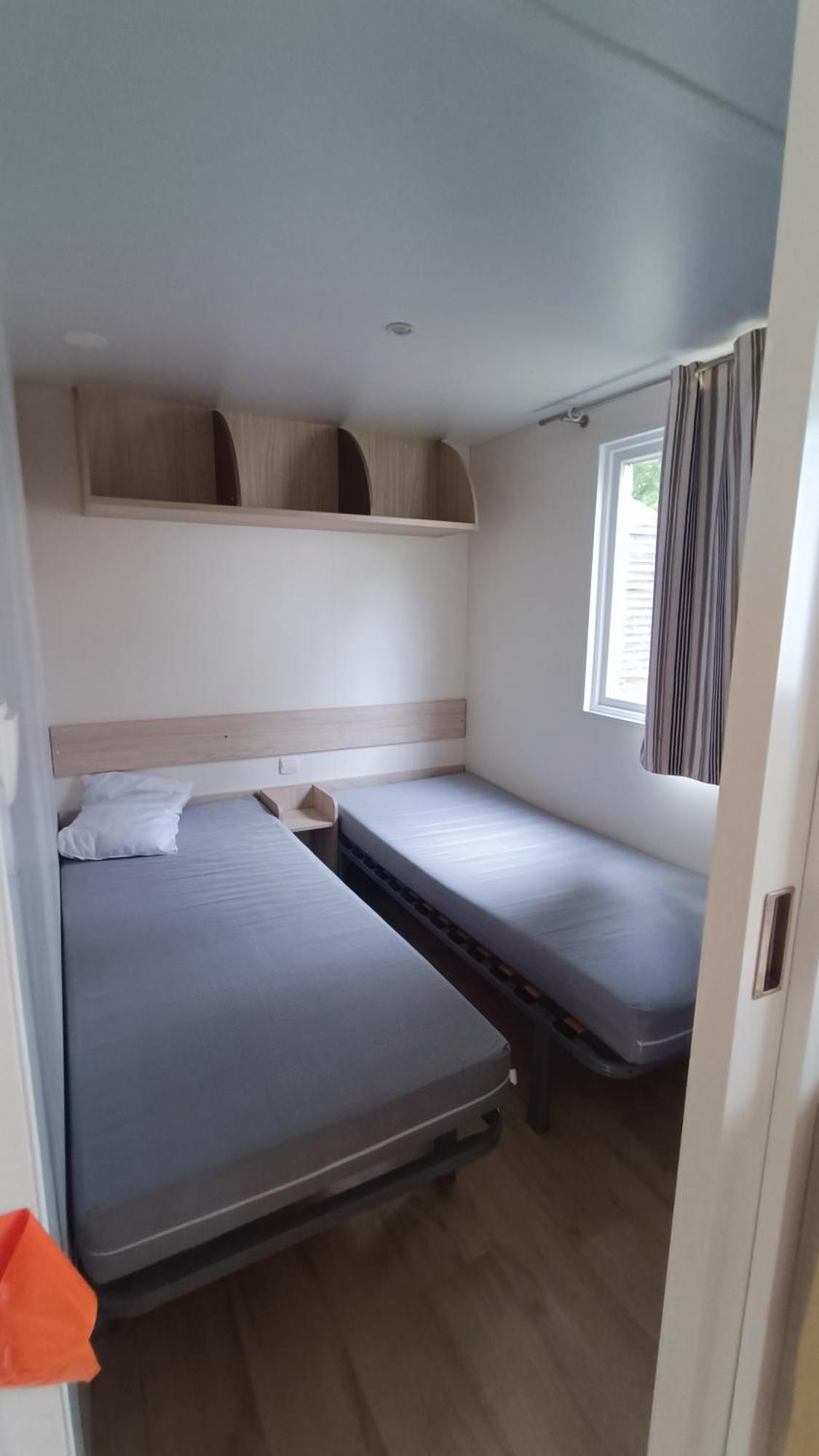 Mobil Climatise 3 6 Pers Confort 510pm Campingplatz La Boissiere-de-Montaigu